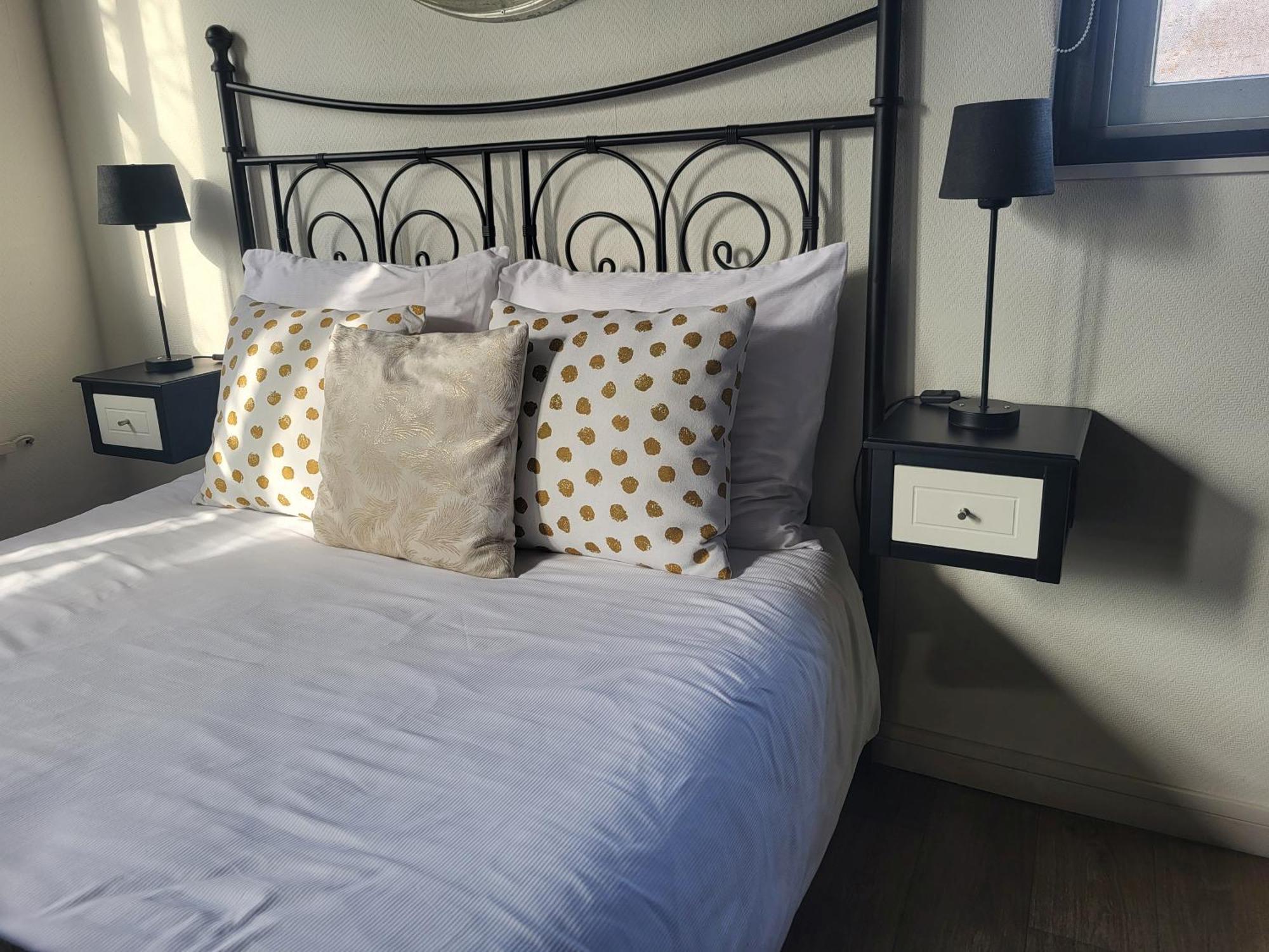 Luxe Bloemenzicht 4 Personen, Bnb, 10 Minuten Van Zee Breezand Exterior foto